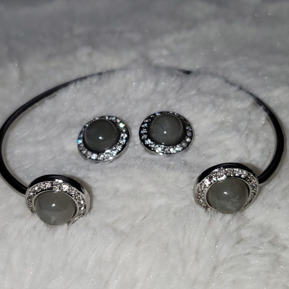 WHBM Bracelet & Earrings Set